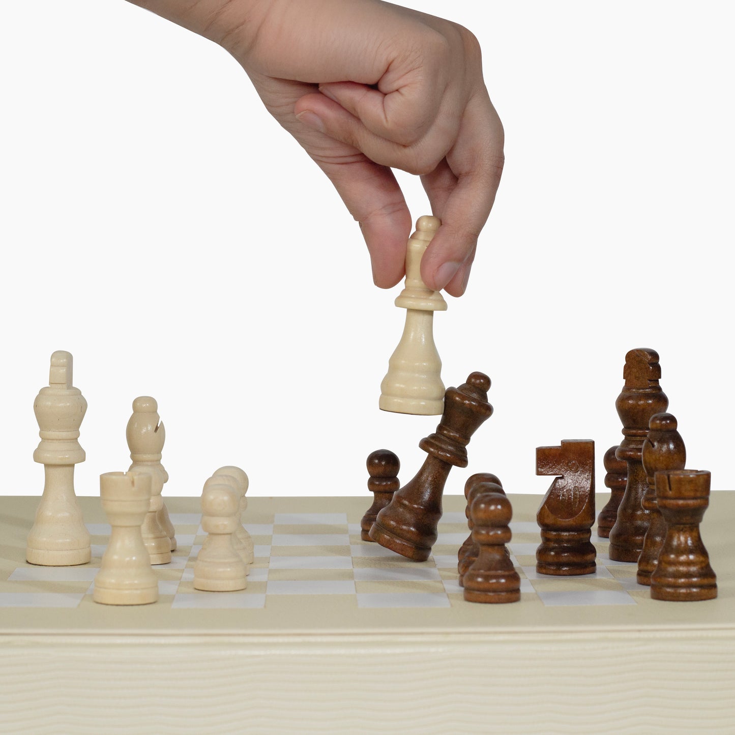 Ivory Lizard Chess Set