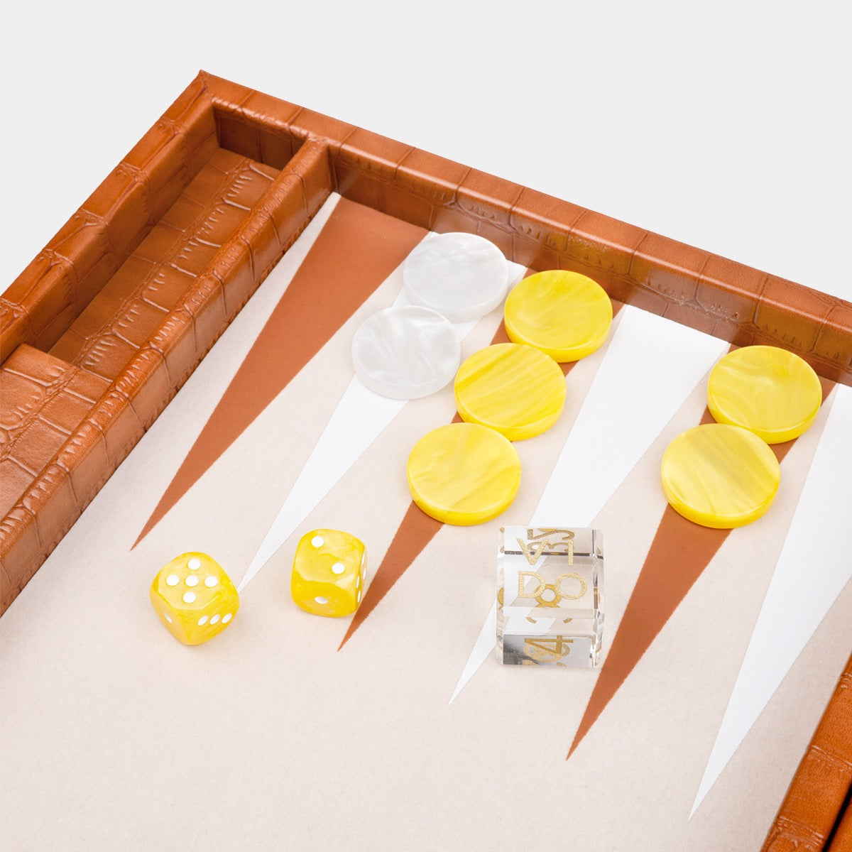Chestnut Alligator Medium Backgammon